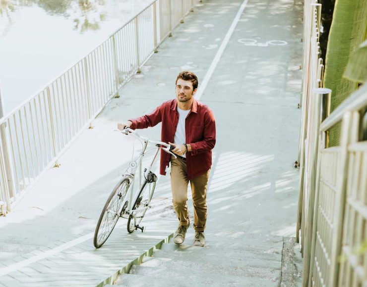 cyclist-in-a-park-L7VP582.jpg
